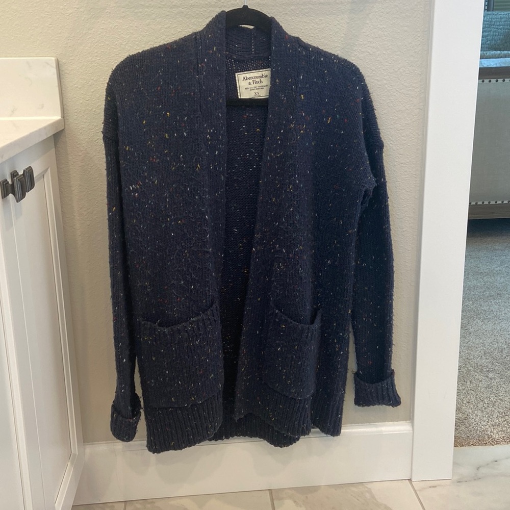 Abercrombie cardigan